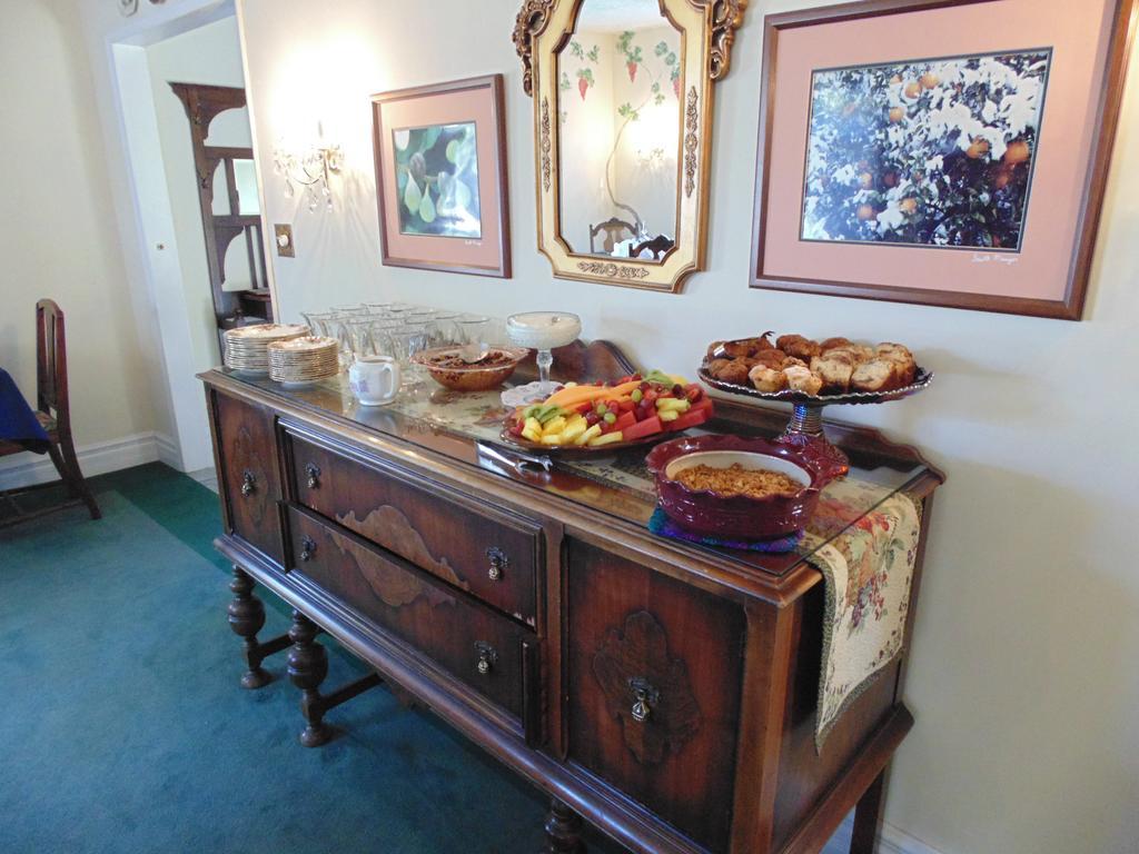 แพลนเตชั่น เบด แอนด์ เบรคฟาสต์ Bed & Breakfast Lemon Cove ภายนอก รูปภาพ